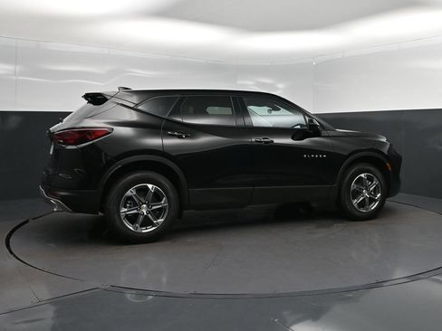 New 2026 Chevrolet Blazer LT FWD image 8