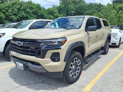 Used 2024 Chevrolet Colorado Z71 w/ Z71 Convenience Package 2