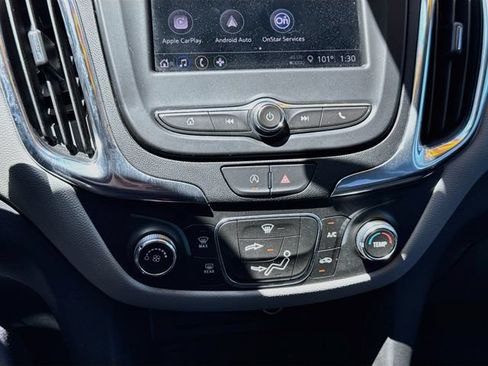Used 2024 Chevrolet Equinox LS FWD image 15