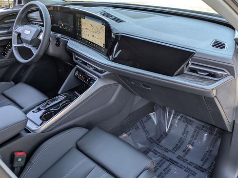 New 2025 Audi Q5 Premium Plus image 9