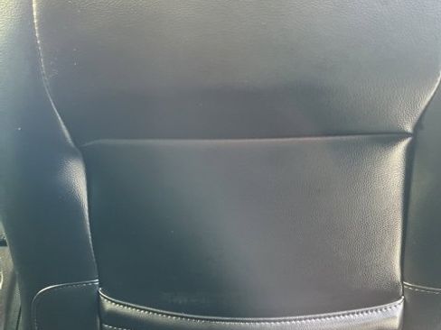 Used 2024 Ford Edge SEL image 33