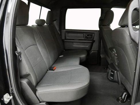 Used 2024 RAM 3500 Tradesman w/ Chrome Appearance Group image 19