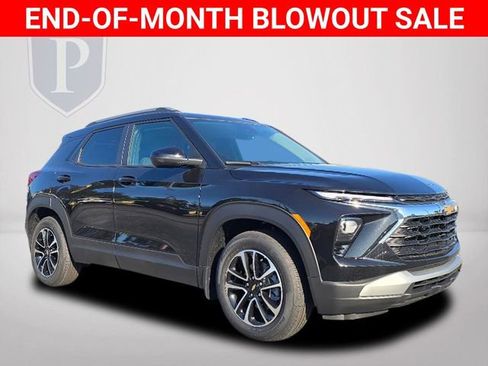 New 2026 Chevrolet TrailBlazer LT w/ Convenience Package image 2