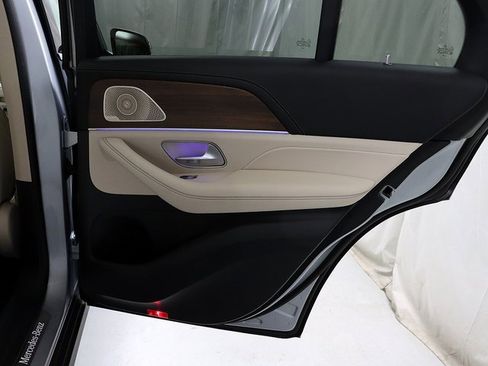 Certified 2025 Mercedes-Benz GLE 350 4MATIC image 33