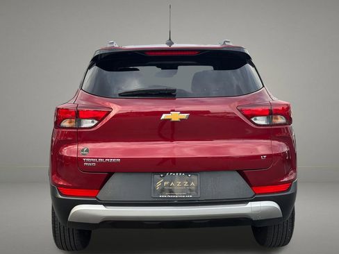 Used 2025 Chevrolet TrailBlazer LT AWD/4WD image 4