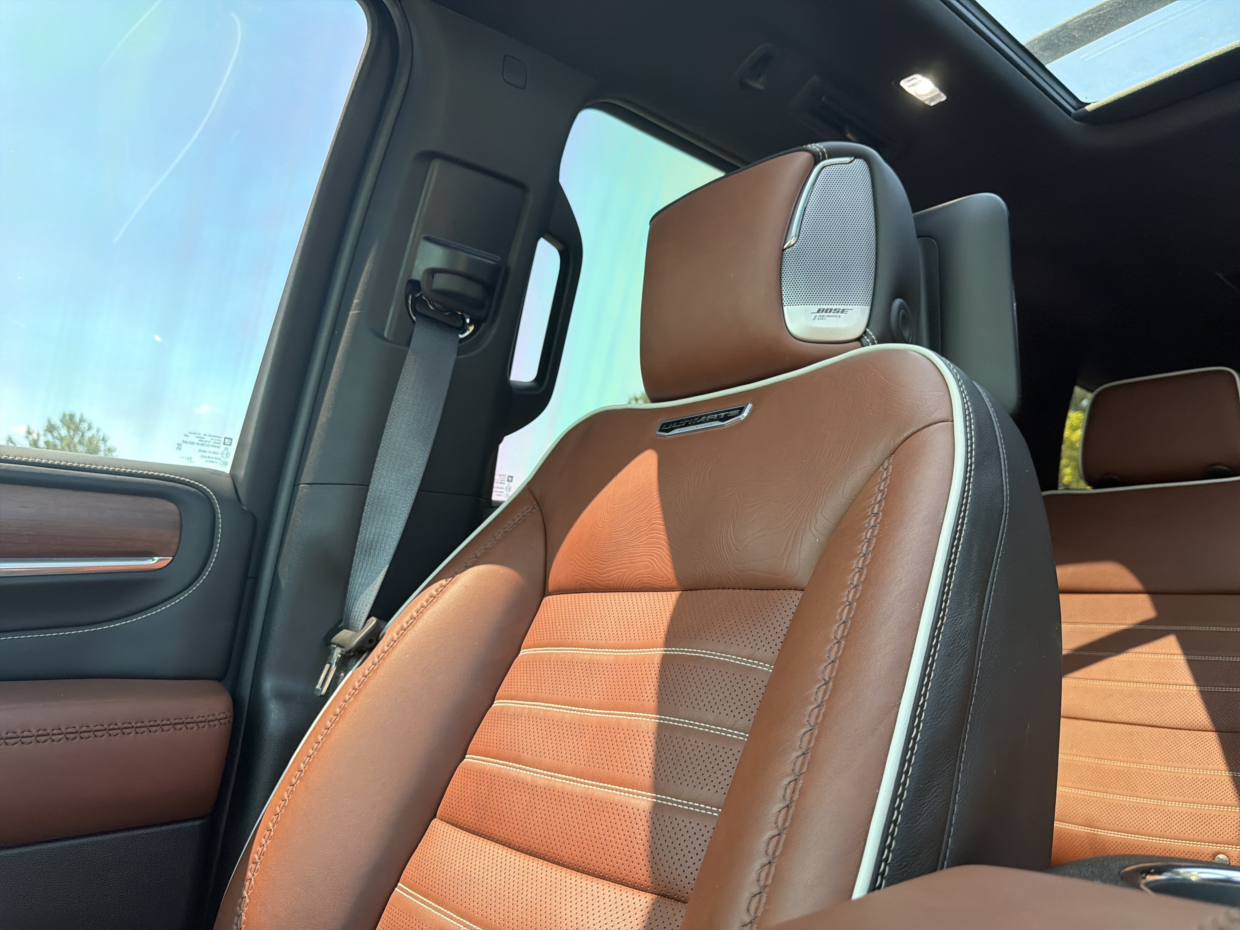 Used 2023 GMC Yukon Denali Ultimate w/ LPO, Floor Liner Package AWD/4WD image 68