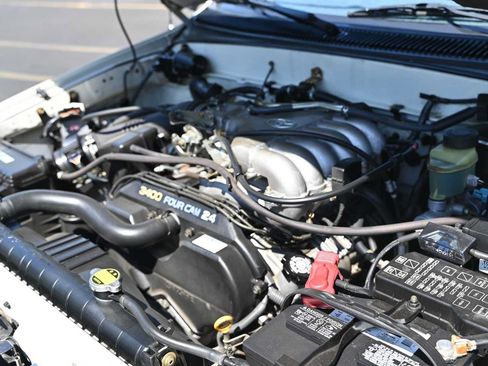 Used 1998 Toyota Tacoma 4x4 Xtracab V6 w/ Convenience Pkg image 19