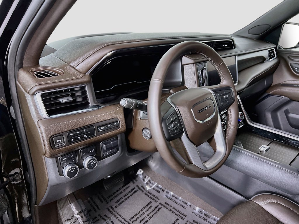 Certified 2023 GMC Yukon Denali w/ Max Trailering Package AWD/4WD image 8