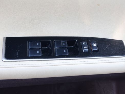 Used 2017 Lexus ES 350 w/ Premium Package FWD image 14