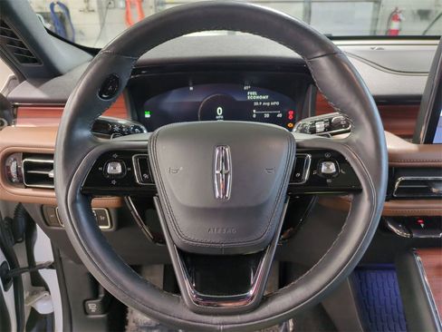Certified 2023 Lincoln Aviator Reserve w/ Equipment Group 201A image 19
