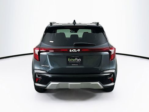 Used 2025 Kia Seltos S image 7