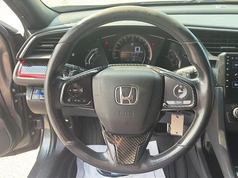 Used 2018 Honda Civic Sport image 18