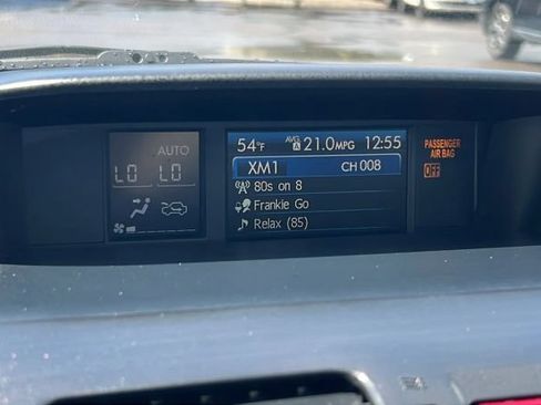 Used 2015 Subaru Forester 2.5i Touring AWD/4WD image 26