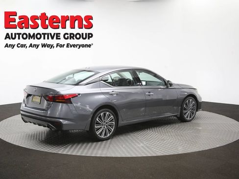 Used 2023 Nissan Altima 2.5 SL AWD/4WD image 34