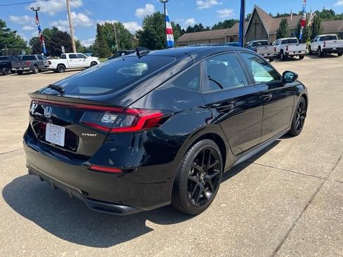 Used 2025 Honda Civic Sport image 3