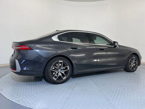 Used 2026 BMW 540i xDrive 540i xDrive image 8