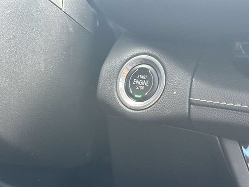 Used 2023 Buick Envision Essence w/ Technology Package I AWD/4WD image 20