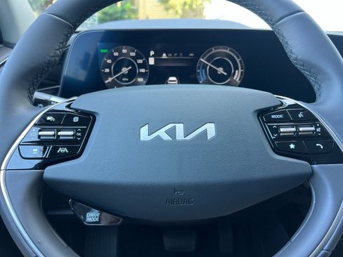 New 2026 Kia Niro Wind image 24