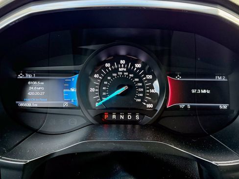 Certified 2019 Ford Edge Titanium w/ Equipment Group 301A image 21