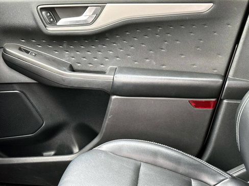 Used 2020 Ford Escape SEL AWD/4WD image 17