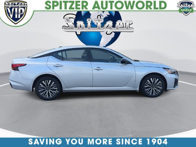 New 2026 Nissan Altima 2.5 SV FWD image 17