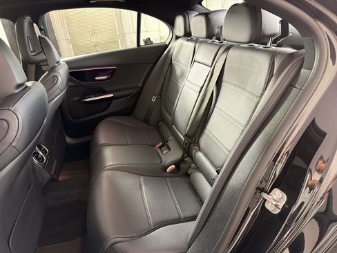 Used 2025 Mercedes-Benz C 300 4MATIC Sedan image 22