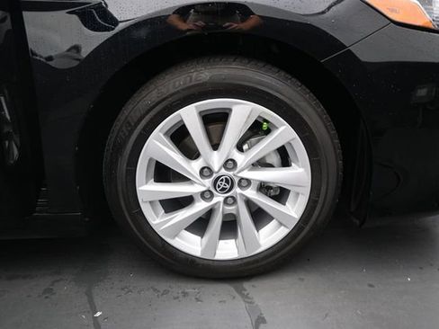 Used 2023 Toyota Camry LE w/ Convenience Package FWD image 18