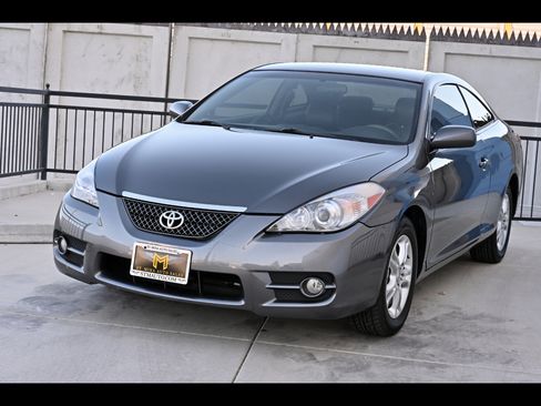 Used 2008 Toyota Solara SE FWD image 1