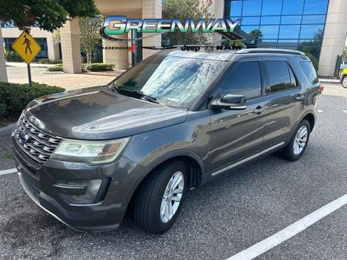 Used 2016 Ford Explorer XLT w/ Equipment Group 202A FWD image 1