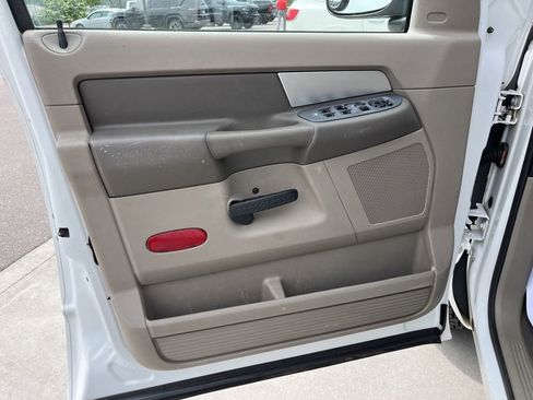 Used 2007 Dodge Ram 1500 Truck SLT RWD image 5