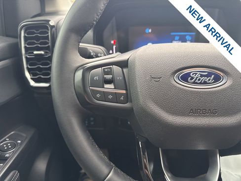 Used 2024 Ford Ranger XLT w/ FX4 Off-Road Package AWD/4WD image 21