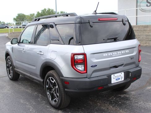 Used 2022 Ford Bronco Sport Outer Banks w/ Tech Package AWD/4WD image 3