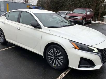 New 2026 Nissan Altima 2.5 SV