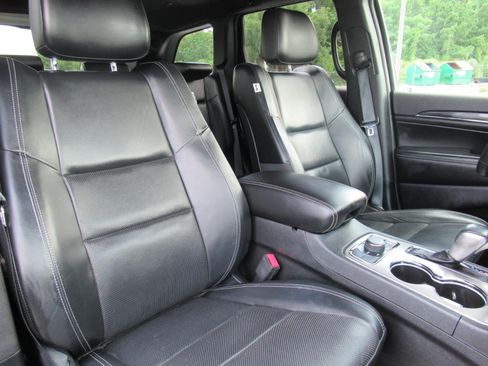 Used 2021 Jeep Grand Cherokee Limited w/ Quick Order Package 28K 80th AWD/4WD image 9