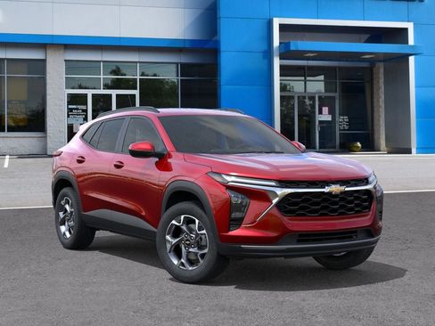 New 2026 Chevrolet Trax LT image 7