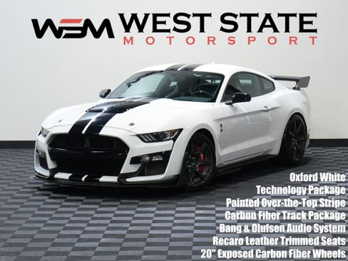 Used 2020 Ford Mustang Shelby GT500 w/ Carbon Fiber Track Pack RWD image 1