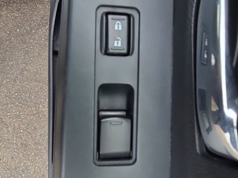 Used 2013 Subaru Impreza 2.0i Limited w/ Popular Pkg 2 image 23