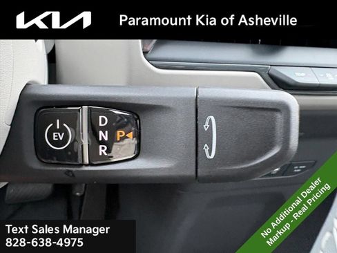 New 2026 Kia EV9 Land AWD/4WD image 16