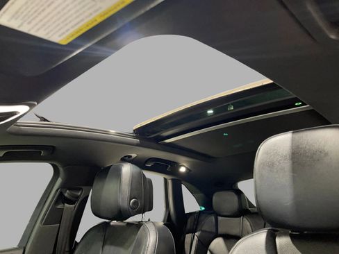 Used 2015 Porsche Macan S w/ Premium Package Plus image 42