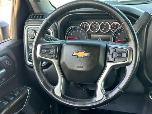 Used 2022 Chevrolet Silverado 2500 LT w/ Convenience Package AWD/4WD image 12