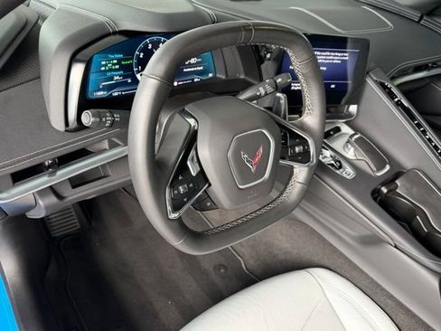 Used 2023 Chevrolet Corvette Stingray Convertible w/ 1LT RWD image 6