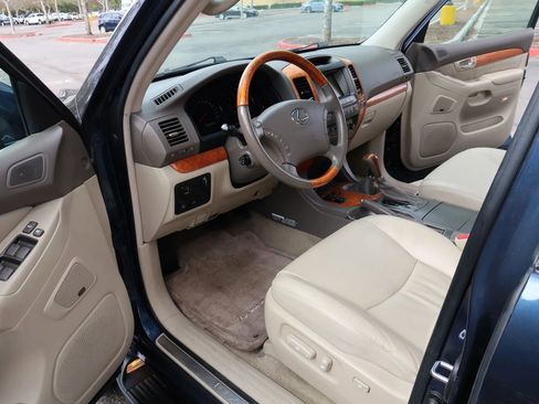 Used 2004 Lexus GX 470 AWD/4WD image 22