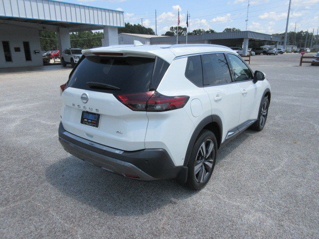 Used 2023 Nissan Rogue SL w/ SL Premium Package FWD image 5