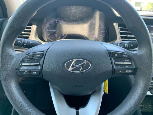 Used 2020 Hyundai Elantra SEL w/ Cargo Package (C1) FWD image 17