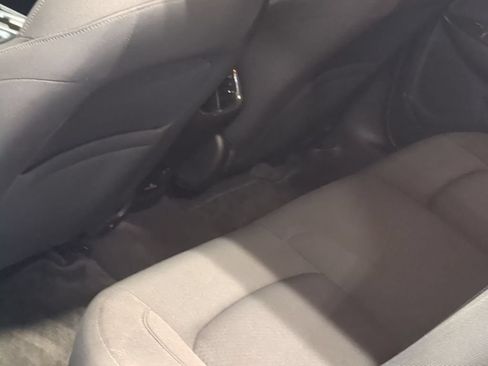 Used 2016 Chevrolet Malibu LT FWD image 22