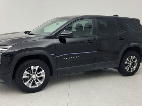 Used 2025 Chevrolet Equinox LT FWD image 5