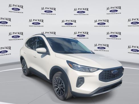 New 2026 Ford Escape SE image 7