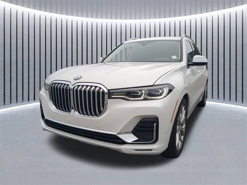Certified 2022 BMW X7 xDrive40i w/ Premium Package image 9