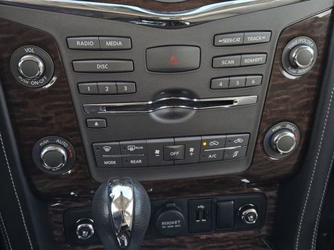 Used 2020 Nissan Armada Platinum w/ Captain's Chairs Package image 19