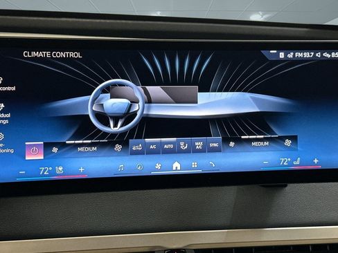 New 2026 BMW iX xDrive60 image 25